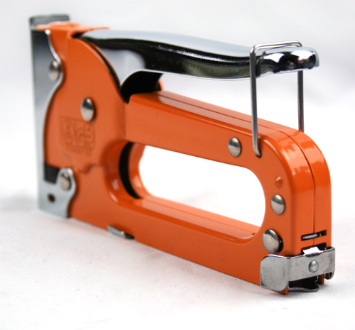 [GS-3-1] Staple Gun Nail Lenght 4-8mm